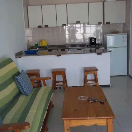 Sleeps 2 Wifi Orzola