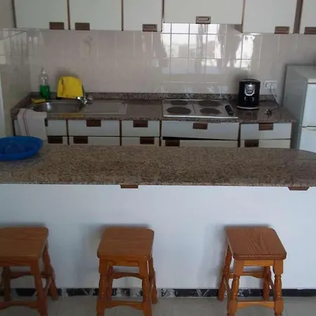 Apartment Sleeps 2 Wifi Orzola